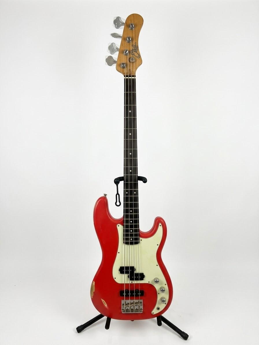 Basso elettrico EKO VPJ-280 Relic Fiesta Red
